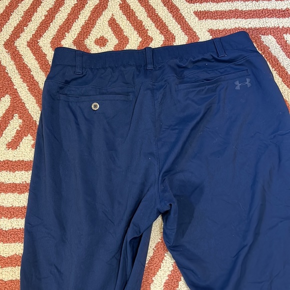 UNDER ARMOUR 36x32 “the showdown pant” in navy blue with elastic waist in EUC - Picture 5 of 6